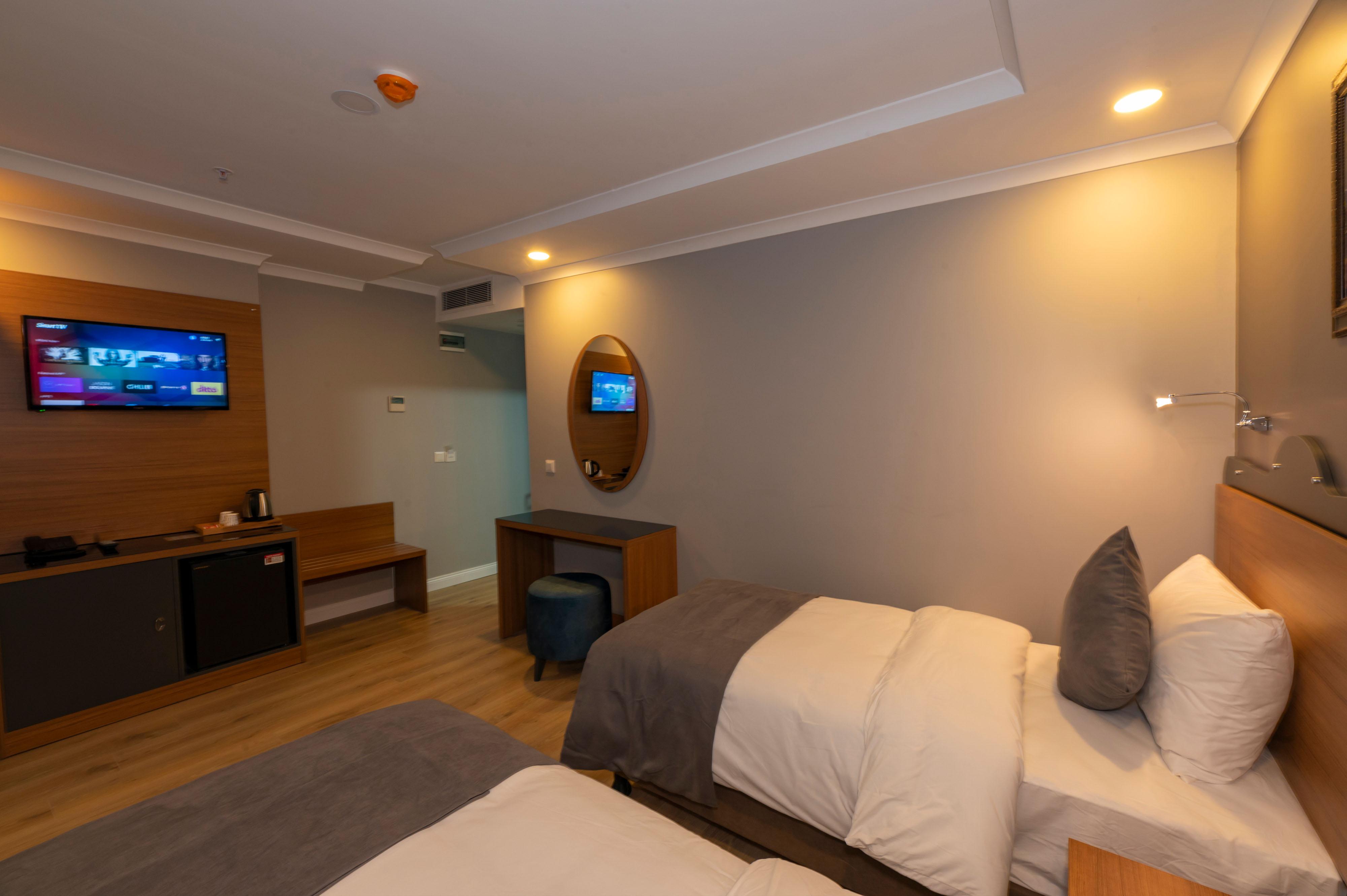 New Emin Hotel Стамбул Екстер'єр фото