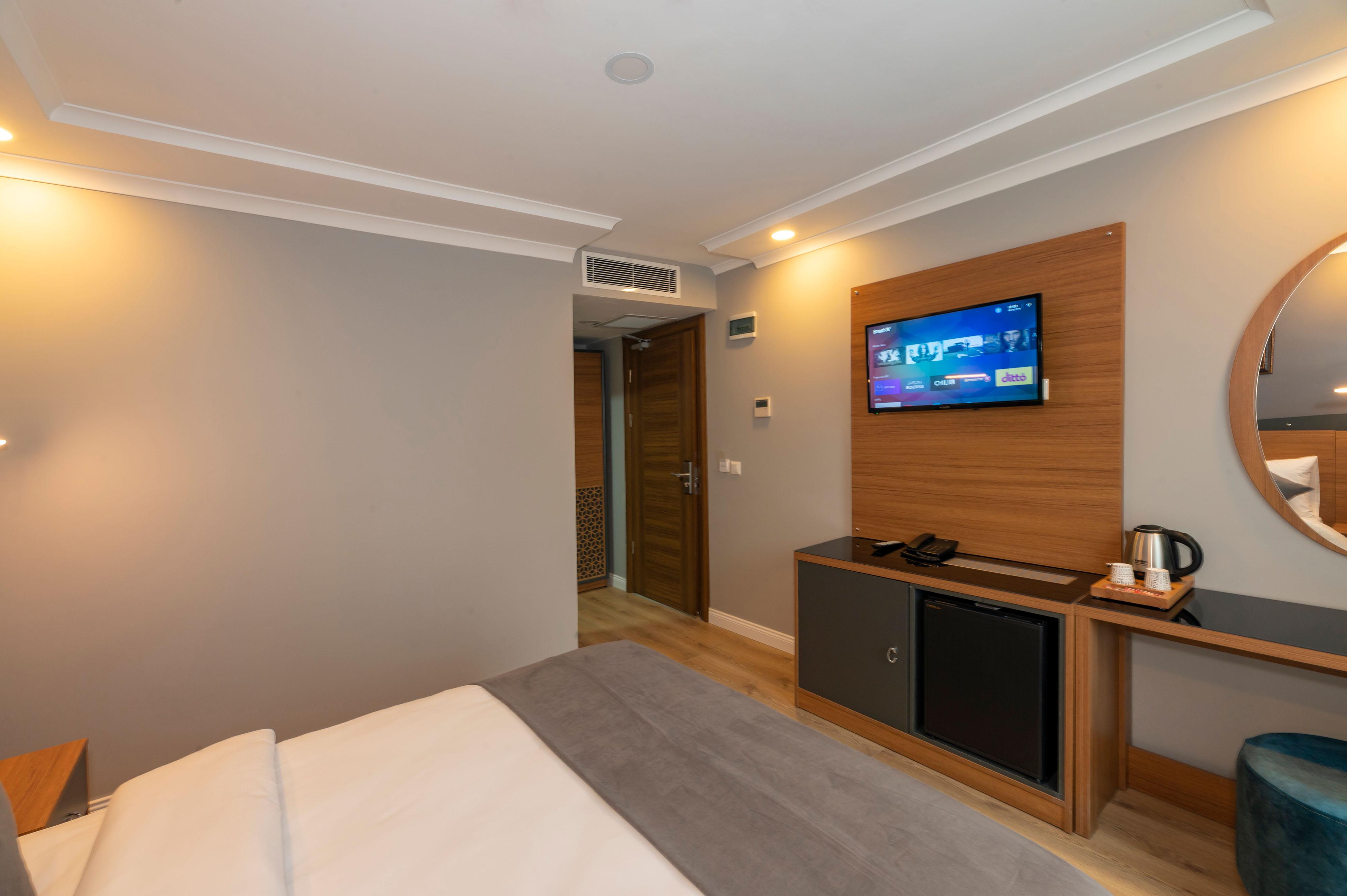 New Emin Hotel Стамбул Екстер'єр фото